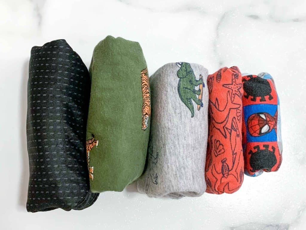 folding kids shirts and shorts